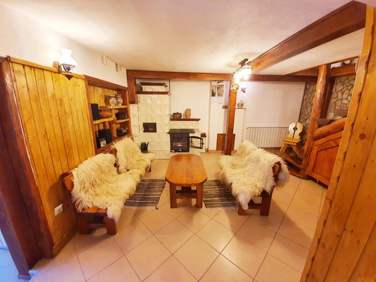 Villa Casa Cerbul à Fundata Extérieur photo
